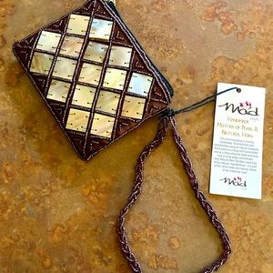 NWT Mad Style Mother of Pearl & Natural Horn Change Purse~Just Stunning!